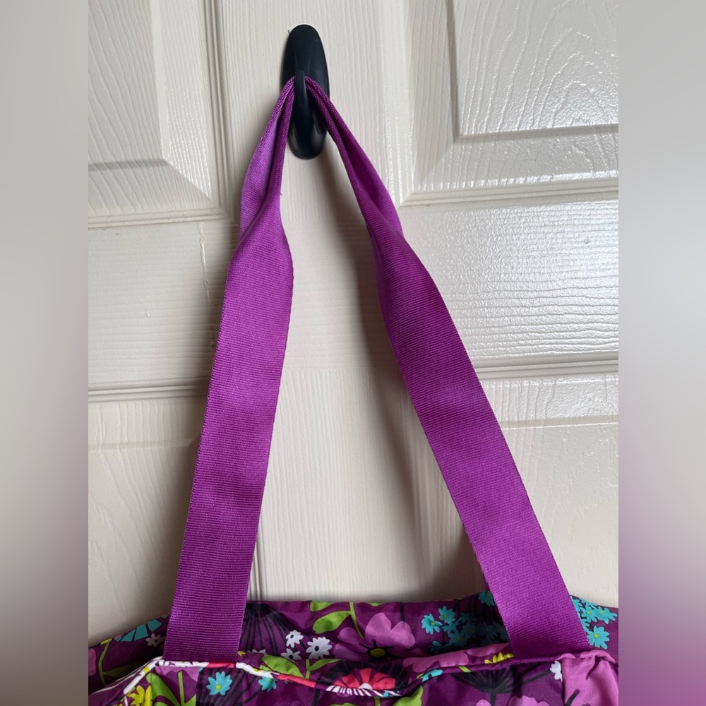 Vera Bradley Duffle Bag Fold Up Nylon Flutterby Purple Butterfly Travel Gym - Picture 5 of 9
